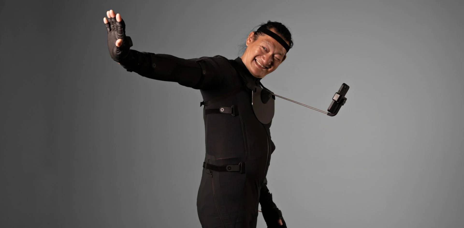 Крепления лицевой крышки
к телу