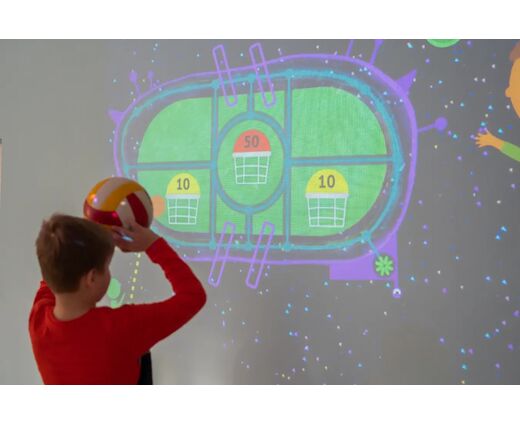 Интерактивный физкультурный комплекс с проектором для тёмного помещения