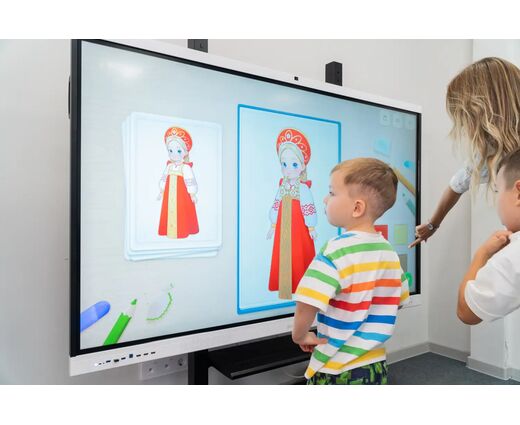 Дополнительные занятия "Играй и развивайся: Родина в ладошках: Карта России"